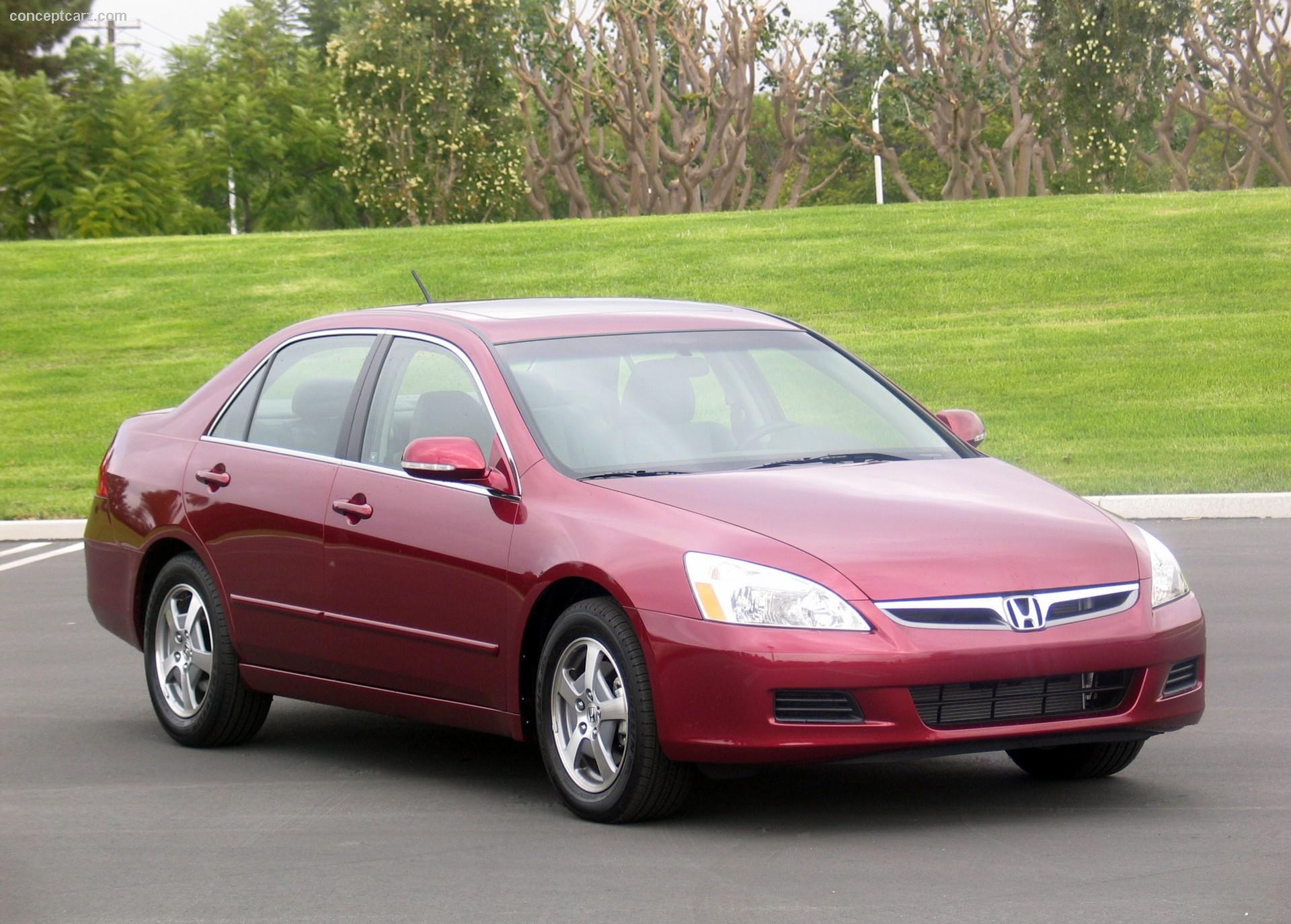 Honda Accord Technical Specifications and data. Engine, Dimensions 