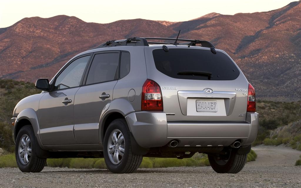 2006 Hyundai Tucson Pictures, History, Value, Research