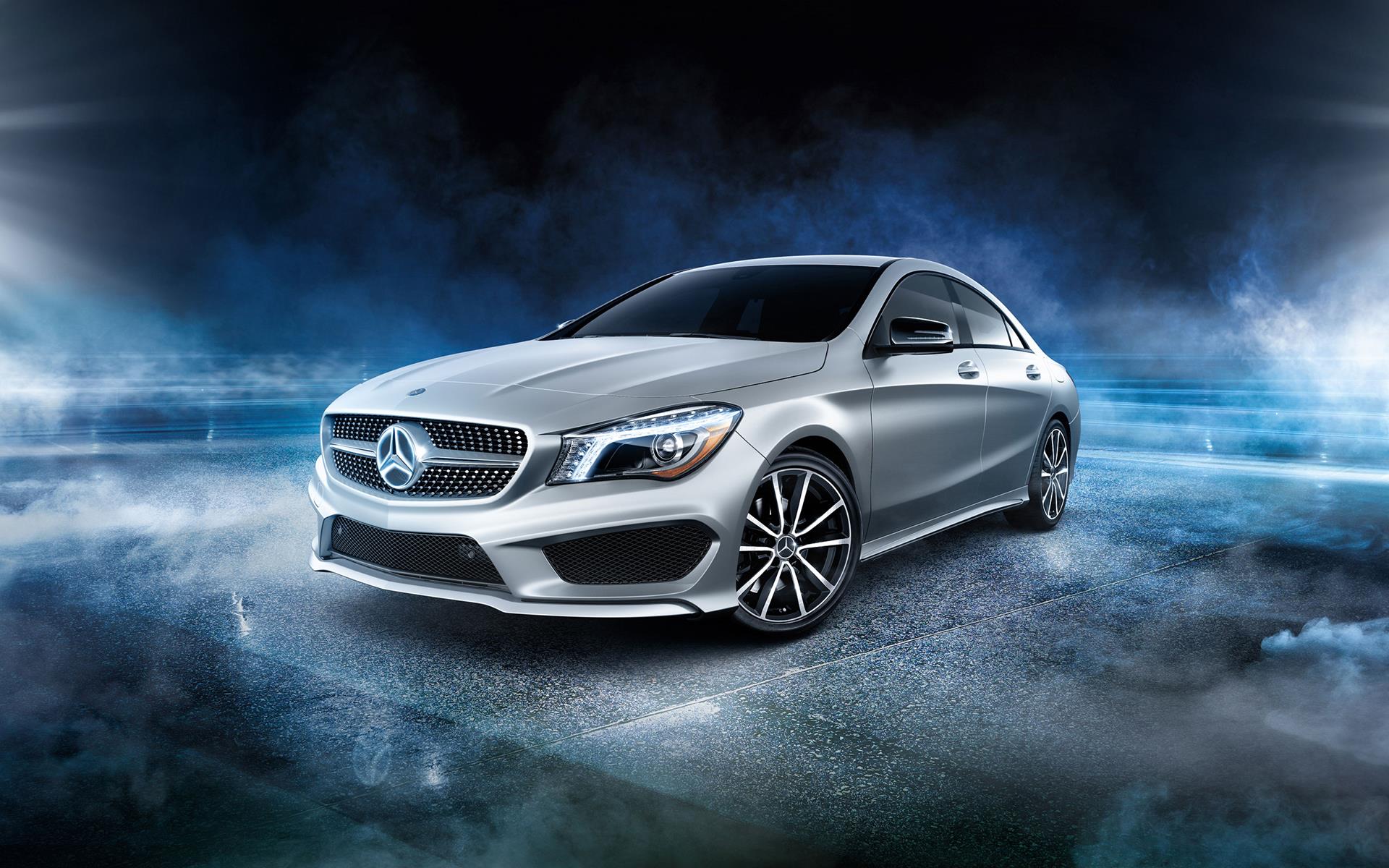 What are some features of the Mercedes Benz CLA250?