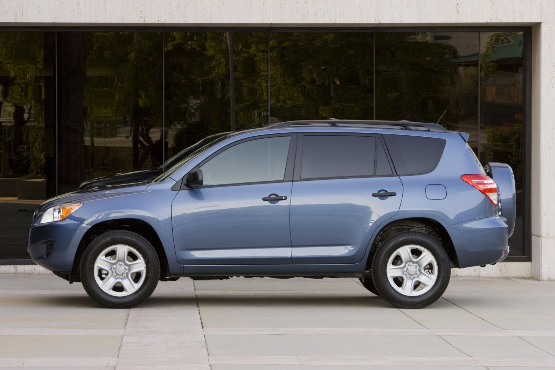 2012 Toyota RAV4 Technical Specifications and data. Engine, Dimensions