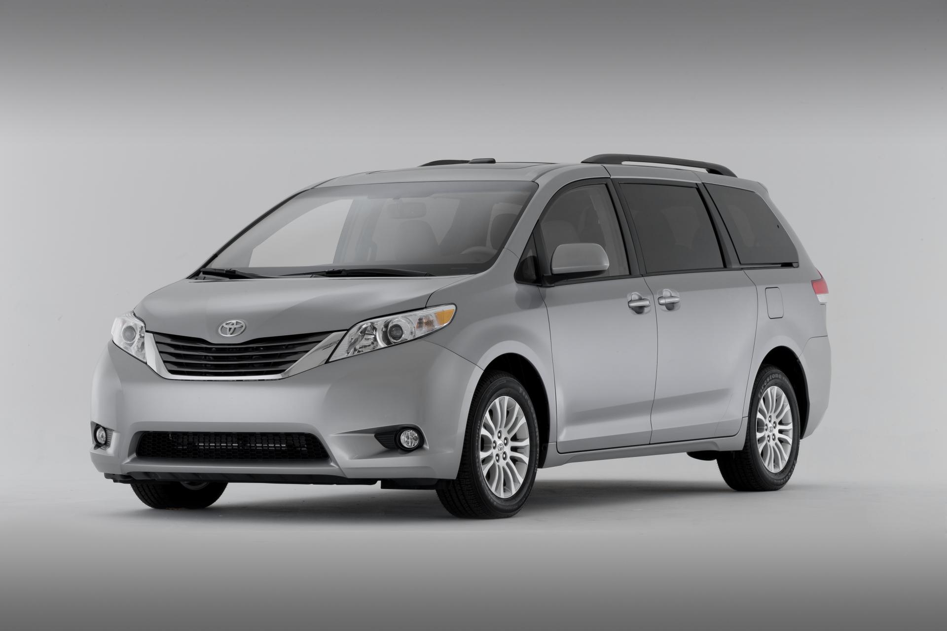 future toyota sienna van #4