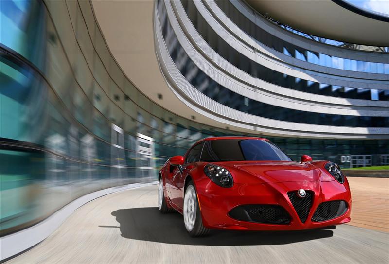 Alfa Romeo 4C Supercar Information
