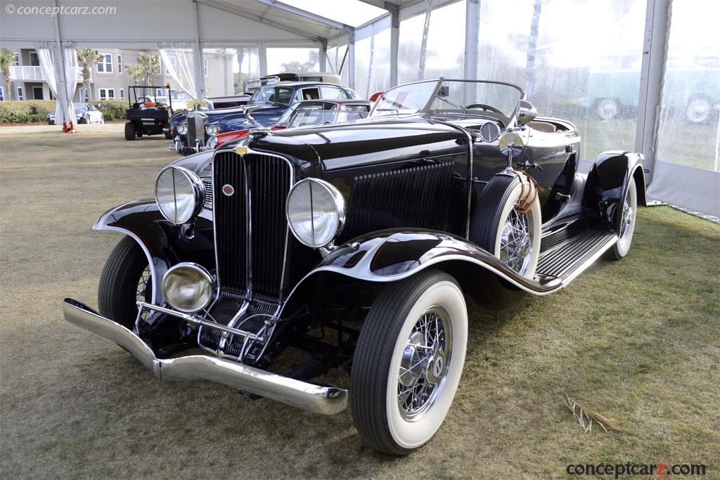 1931 Auburn Model 8-98A background image