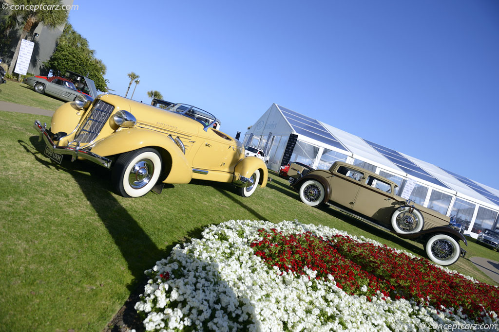 1935 Auburn Model 851