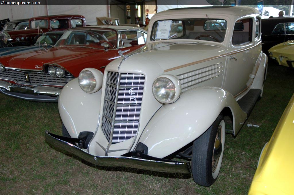1935 Auburn Model 653