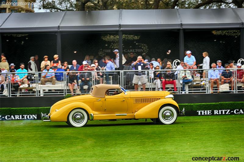 1935 Auburn Model 851