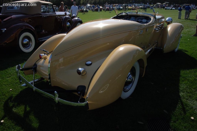 1935 Auburn Model 851