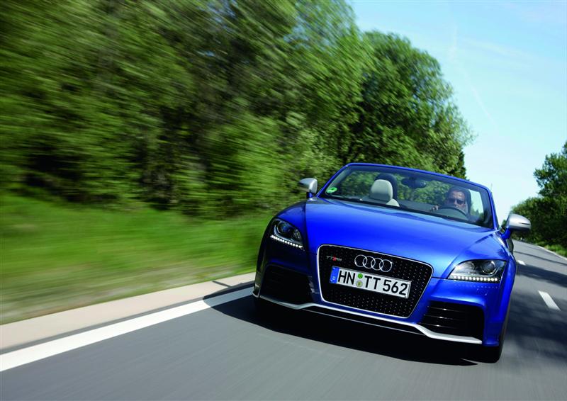 2010 Audi TT RS