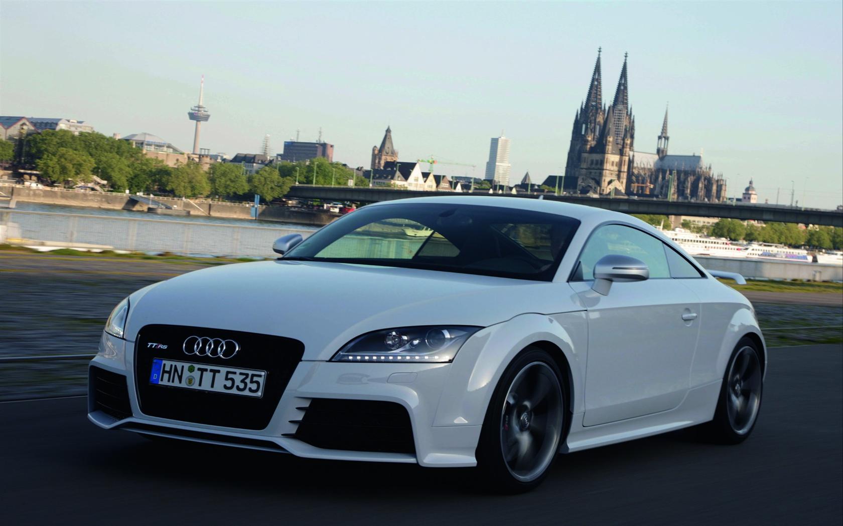 2010 Audi TT RS