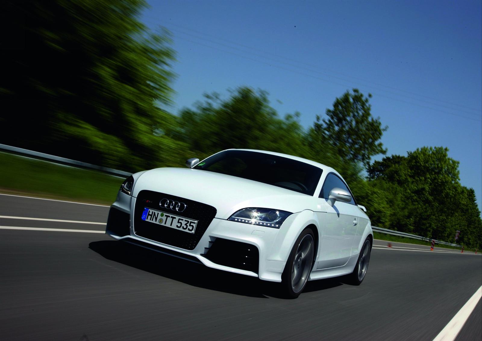 2010 Audi TT RS