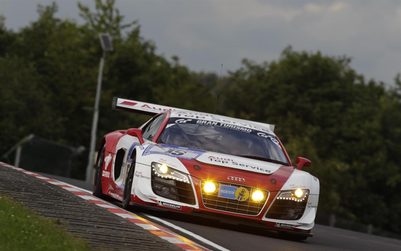 2011 Audi R8 LMS