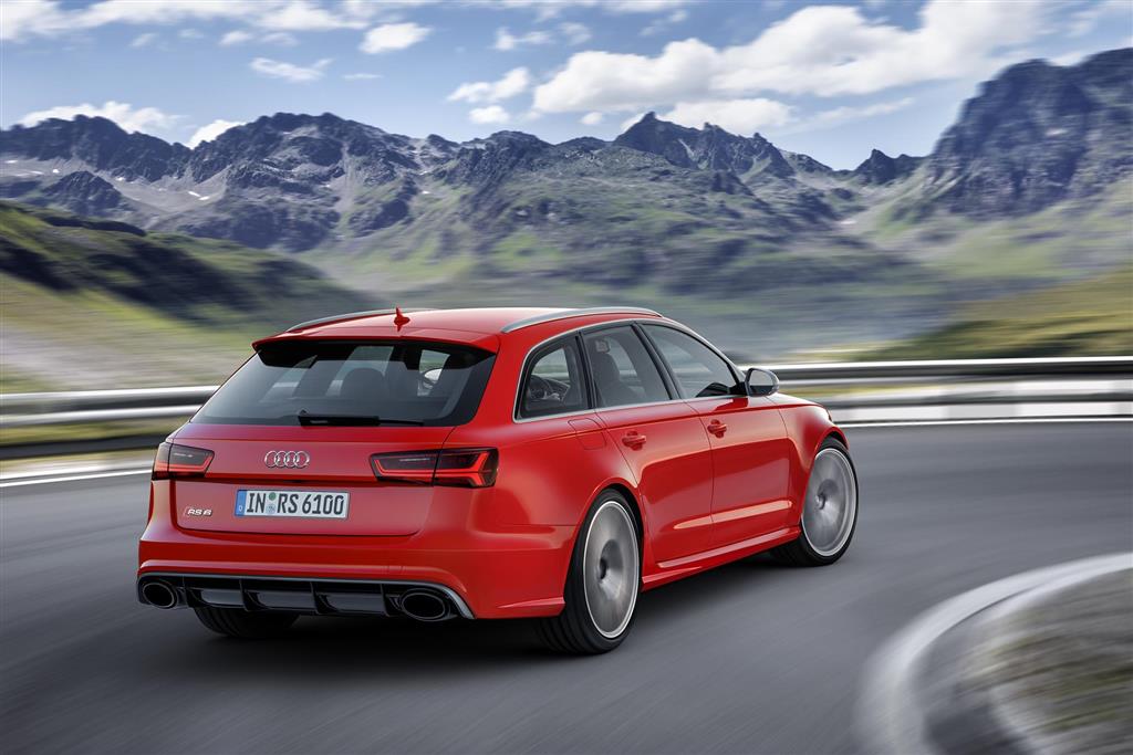 2016 Audi RS 6 Avant Performance