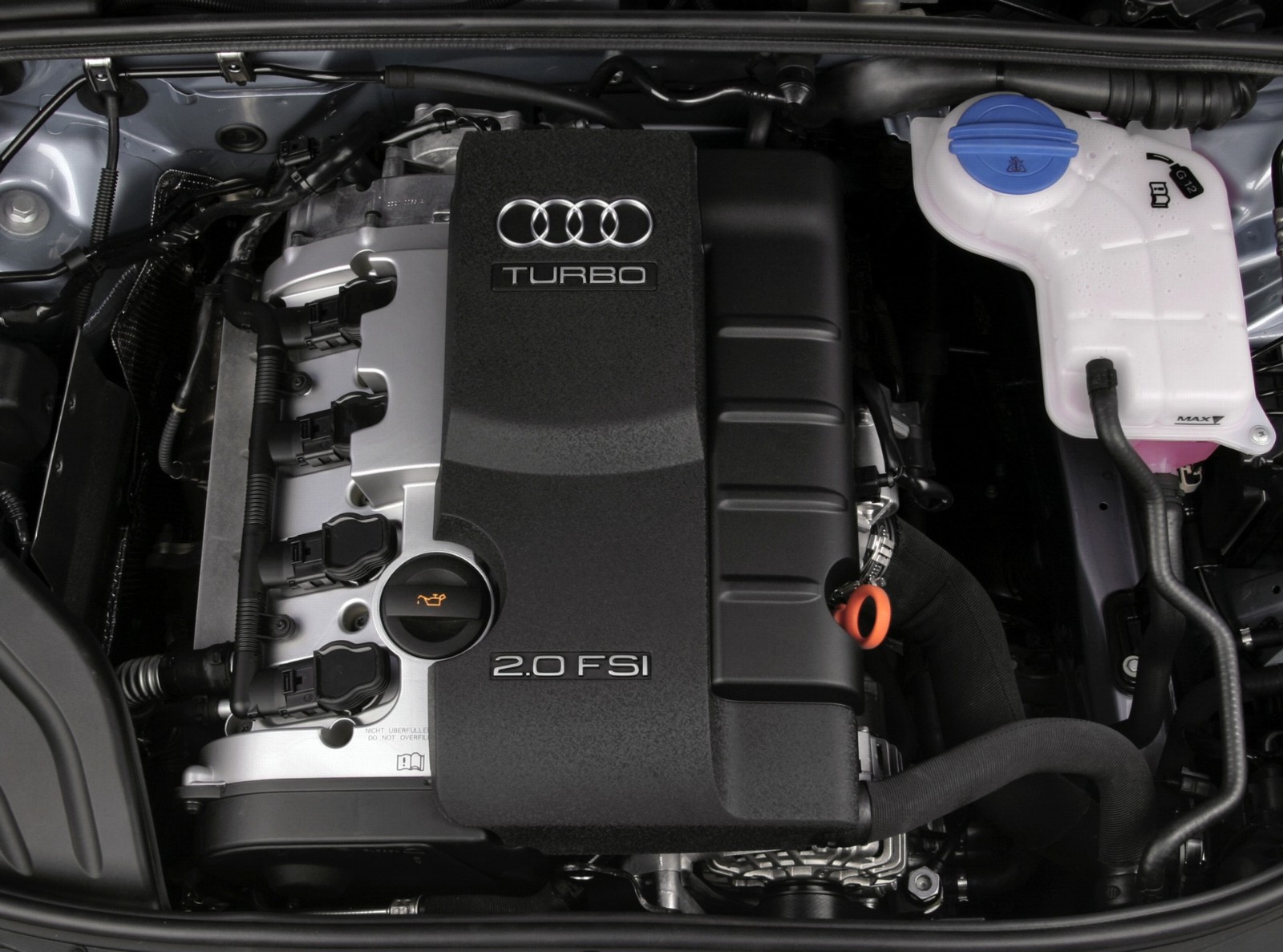 Двигатель audi 2.0 tfsi. Мотор a4 b7 2.0 TFSI. Двигатель Ауди а4 2.0 турбо. Ауди а4 б7 2.0 TFSI quattro. Audi a4 b7 2.0 TFSI.