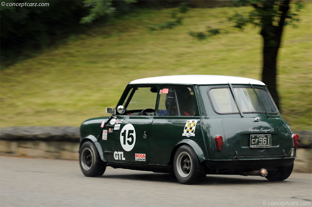 1967 Austin Mini Cooper S background image