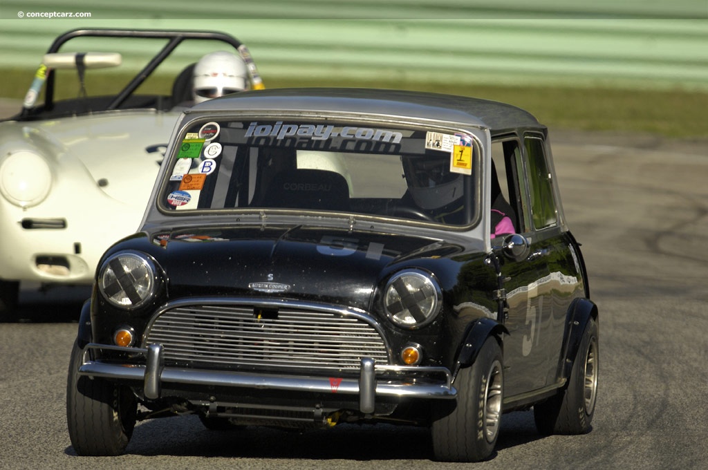 1967 Austin Mini Cooper S background image