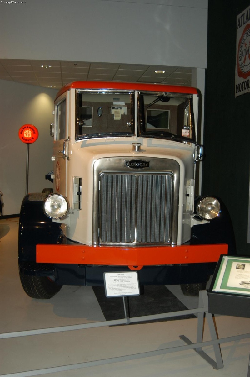 1935 Autocar UD Tanker