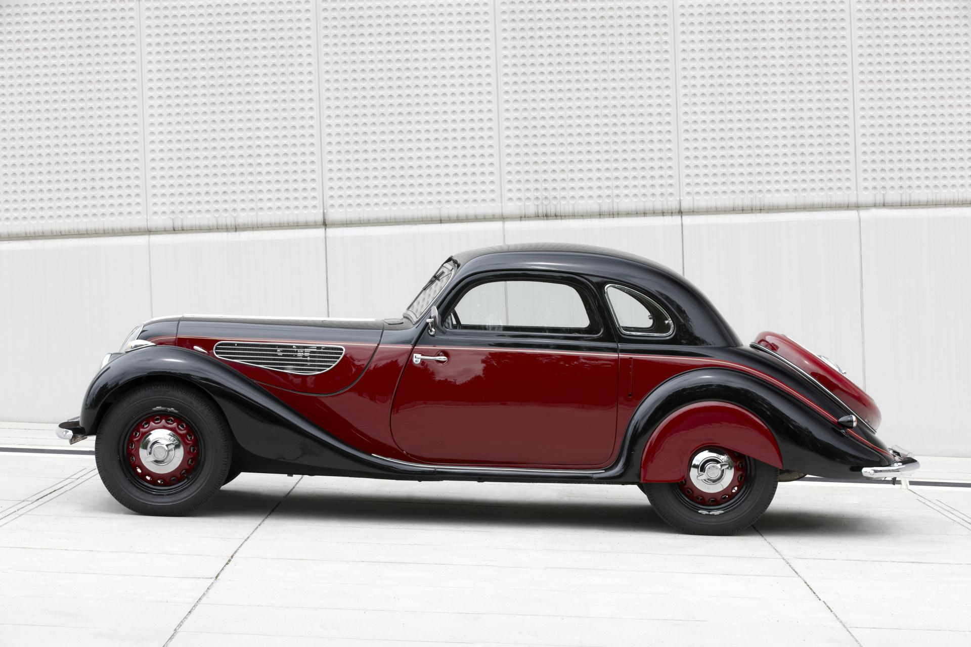 1939 BMW 327