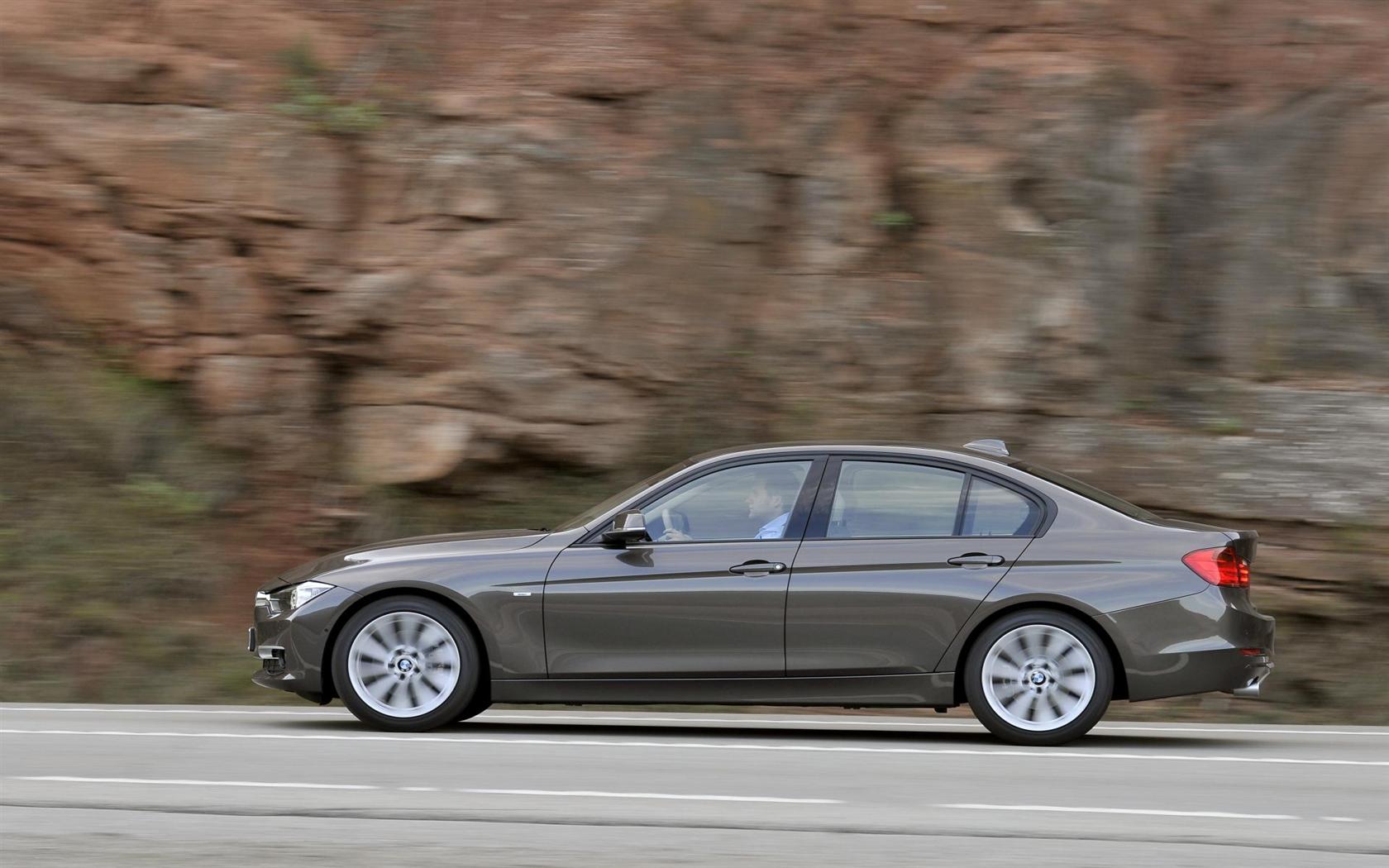 2012 BMW 3 Series