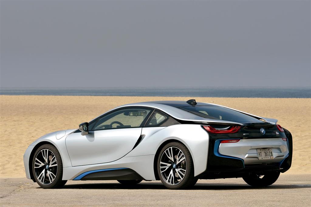 2016 BMW i8