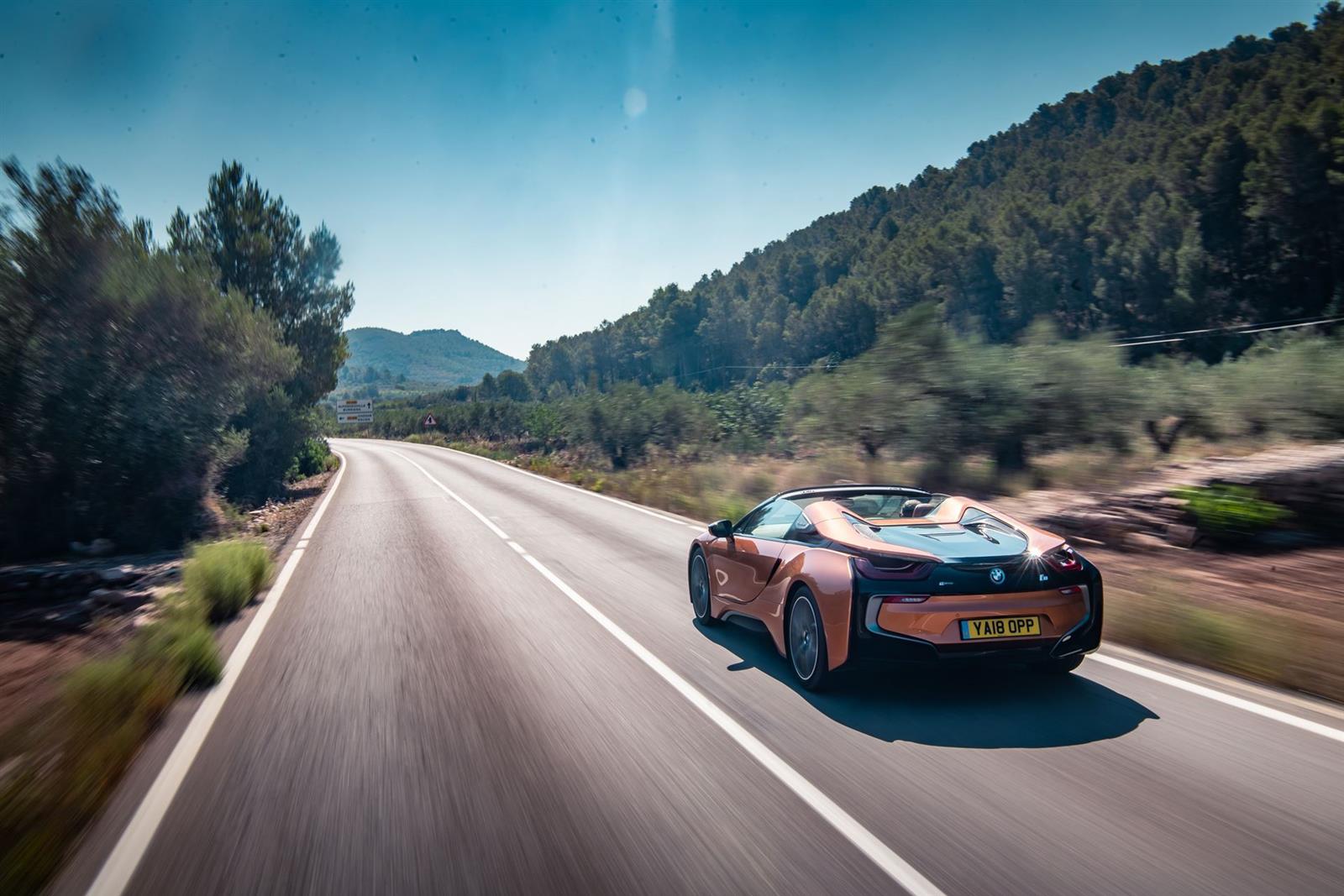 2019 BMW i8 Roadster