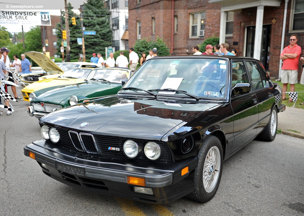 1988 BMW M5