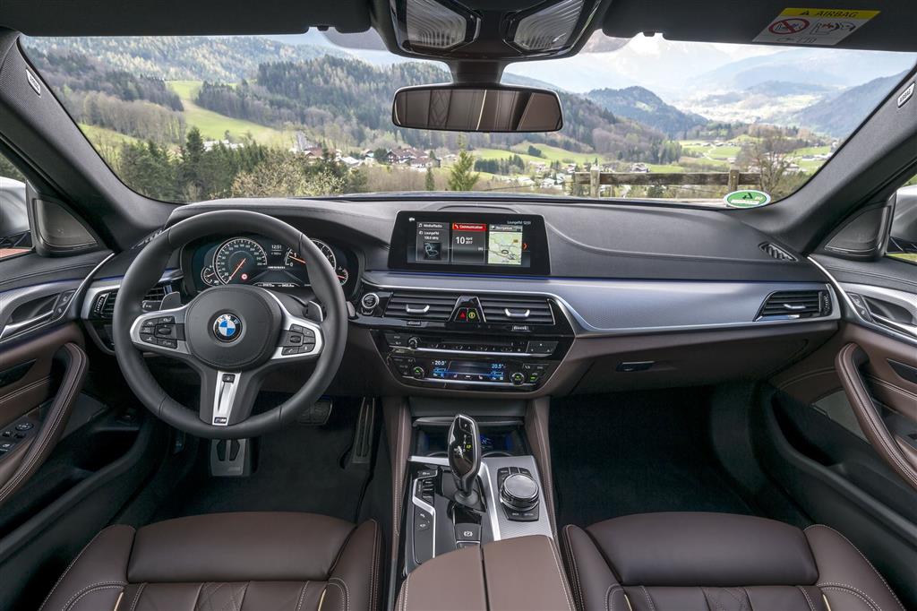 2017 BMW M550i xDrive