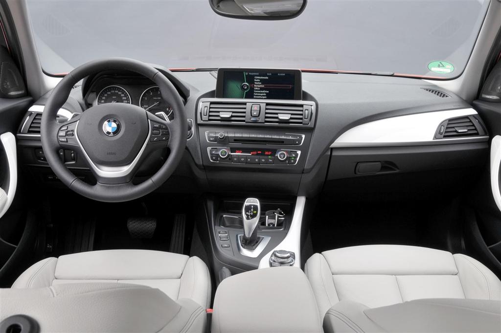 2012 BMW 1-Series Urban Line