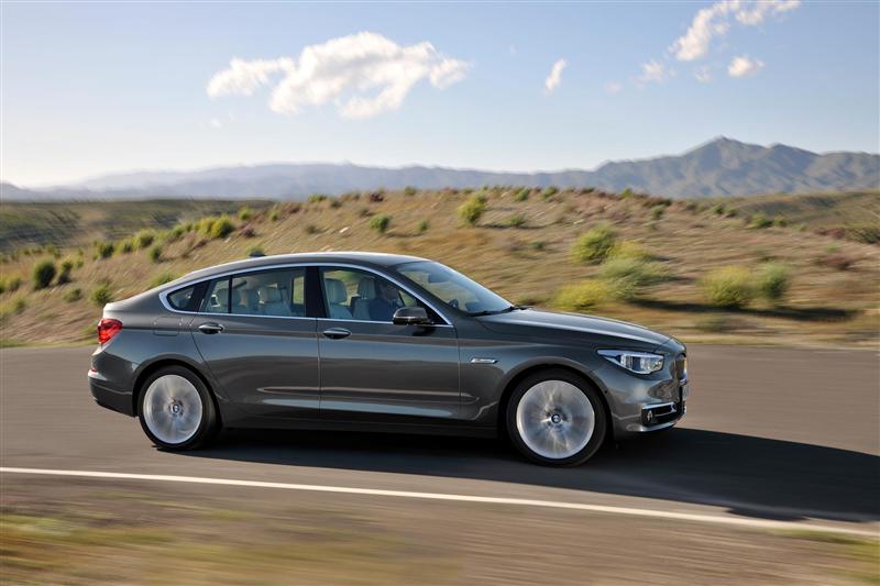 2014 BMW 5-Series Gran Turismo Luxury Line - Side