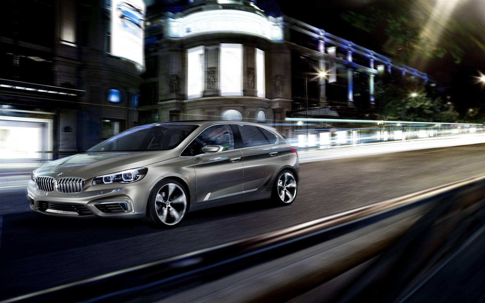 2013 BMW Concept Active Tourer