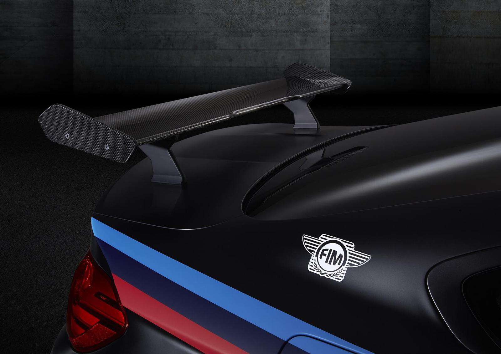 2015 BMW M4 Coupe MotoGP Safety Car