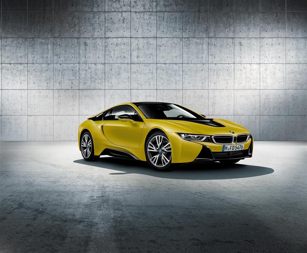 2017 BMW i8 Frozen Yellow Edition