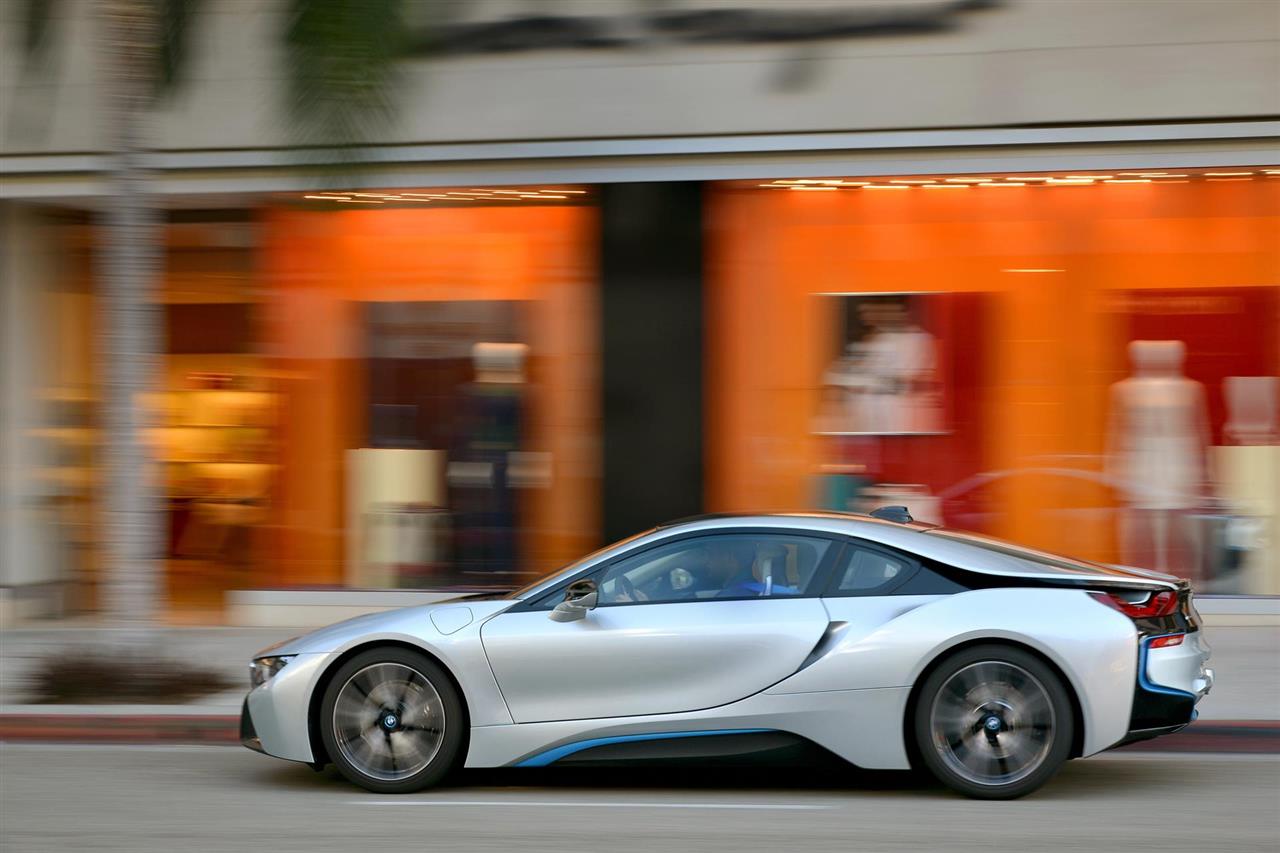 2017 BMW i8