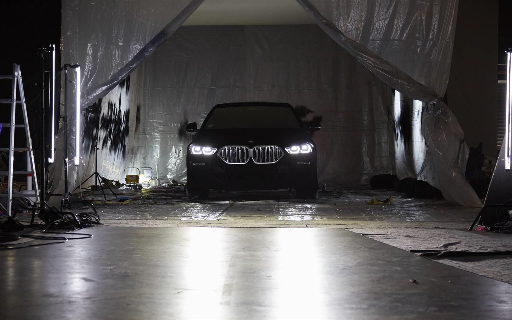 2019 BMW X6 Vantablack