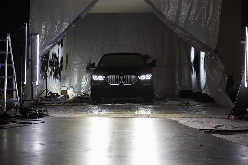 2019 BMW X6 Vantablack