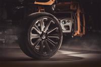 2024 Bentley Bentayga Apex Edition
