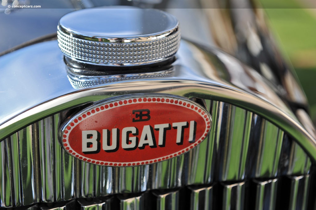 1939 Bugatti Type 57 background image