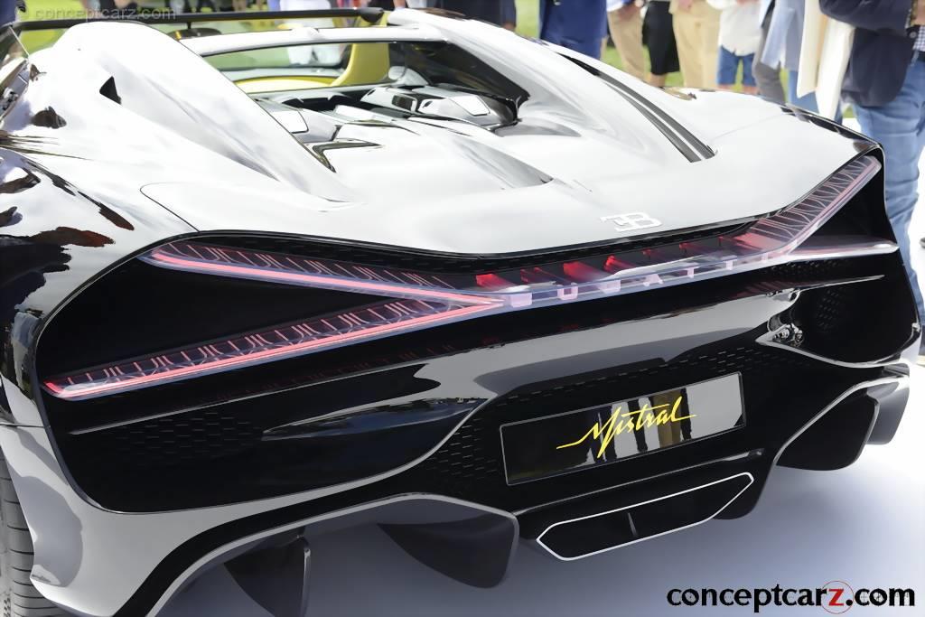 2022 Bugatti W16 Mistral