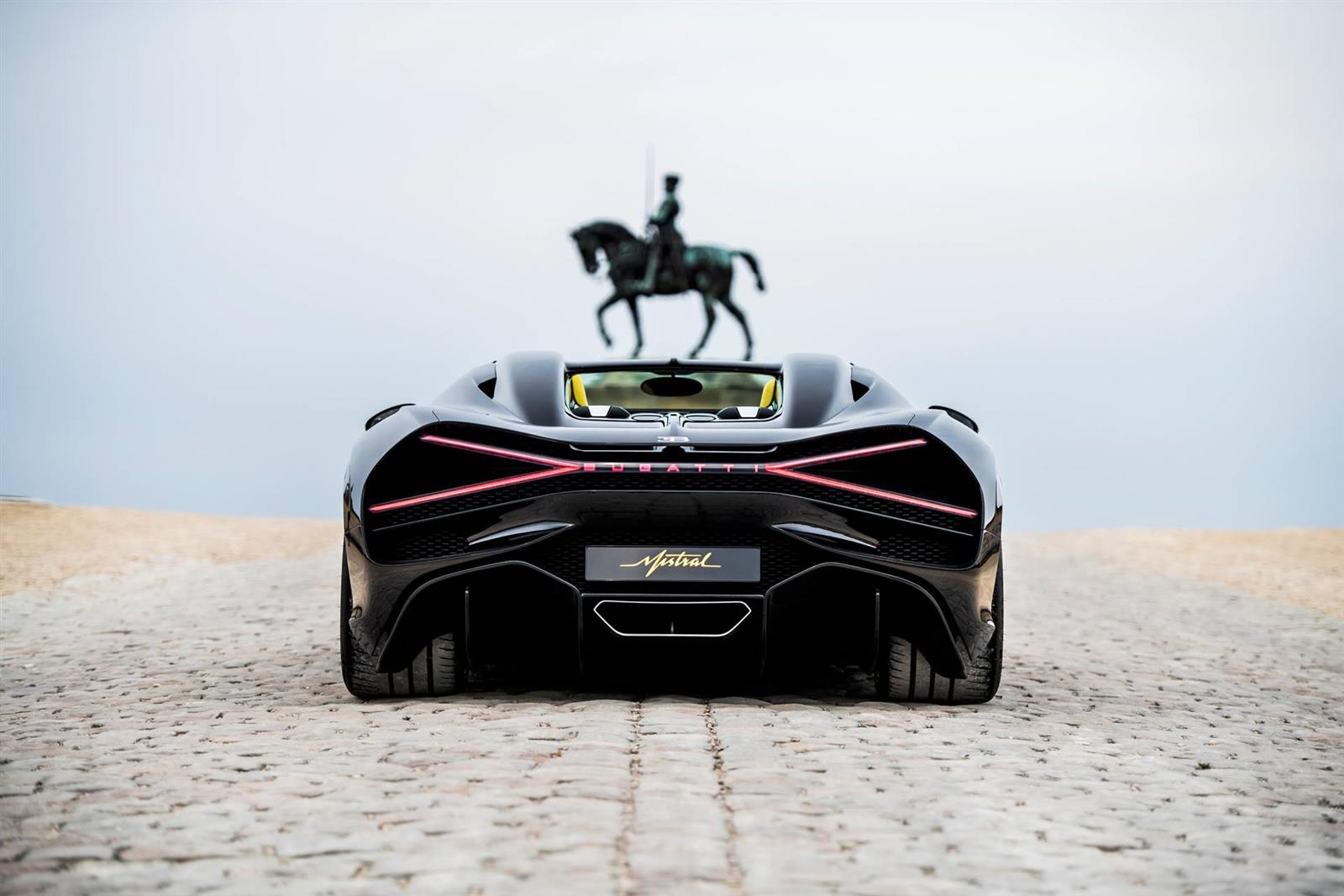 2022 Bugatti W16 Mistral
