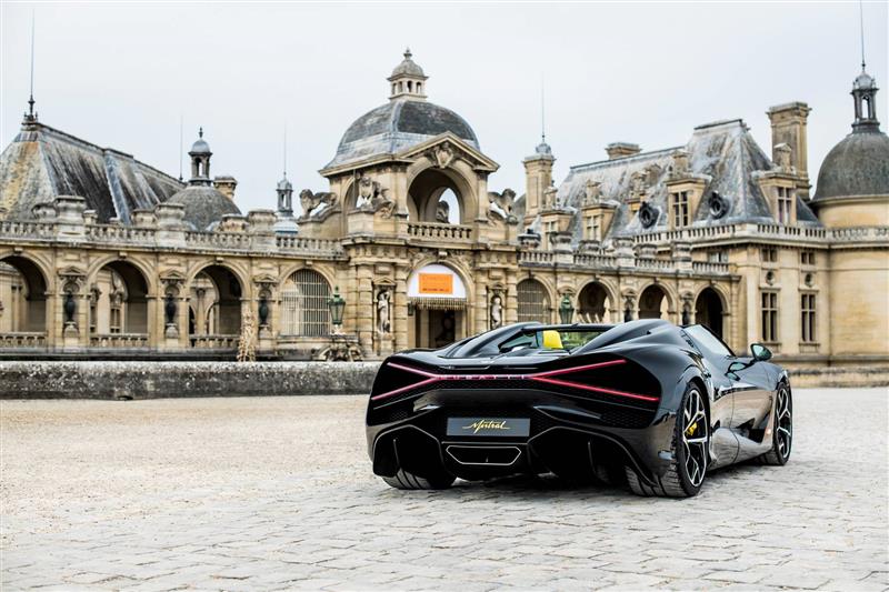 2022 Bugatti W16 Mistral