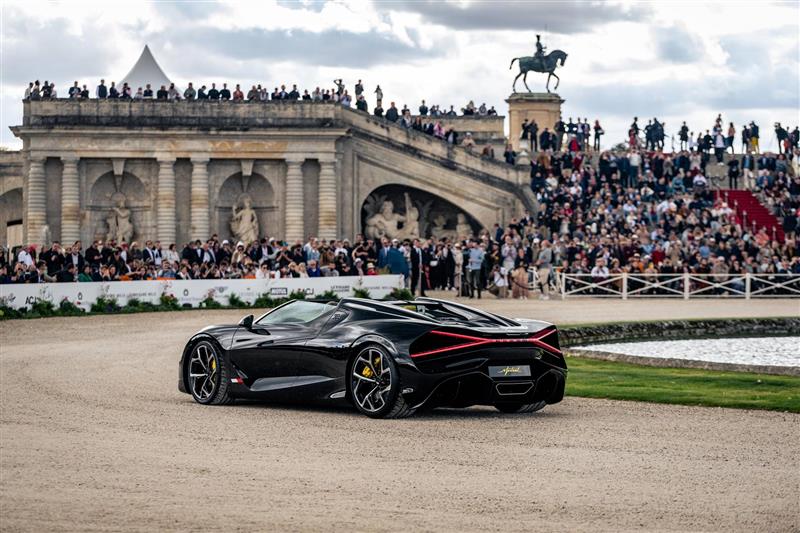 2022 Bugatti W16 Mistral