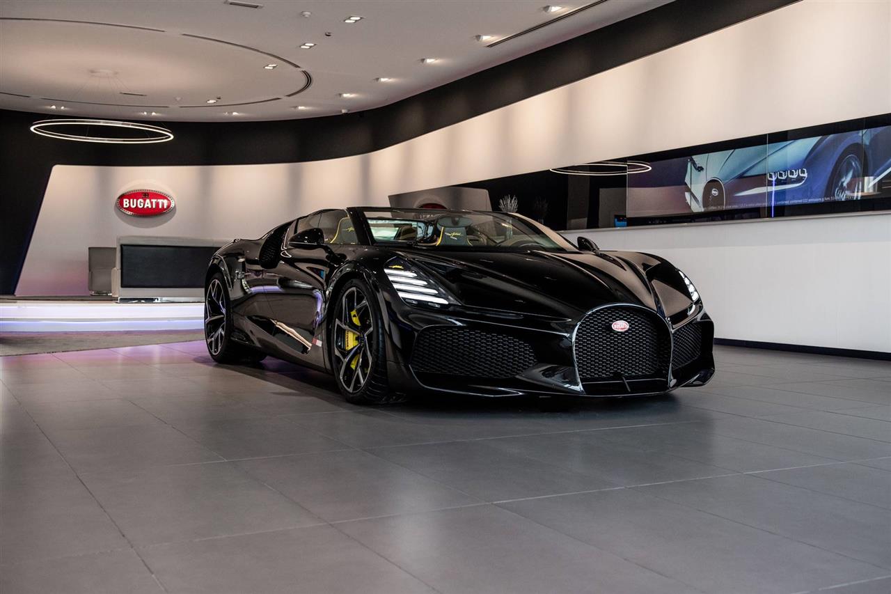 2022 Bugatti W16 Mistral