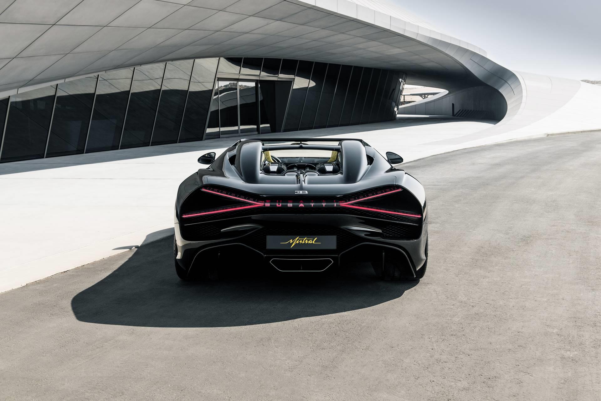 2022 Bugatti W16 Mistral