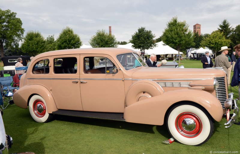 1938 Buick Series 90 Limited vehicle information