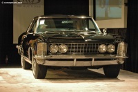 1963 Buick Riviera.  Chassis number 7J1061872