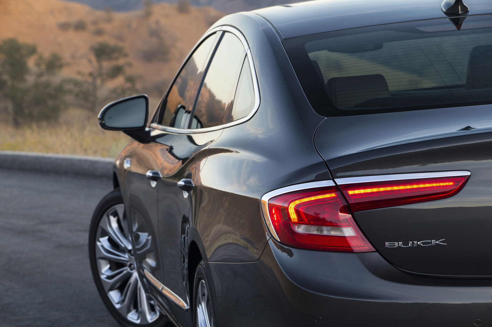 2017 Buick LaCrosse