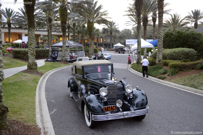 1933 Cadillac Series 452-C Sixteen