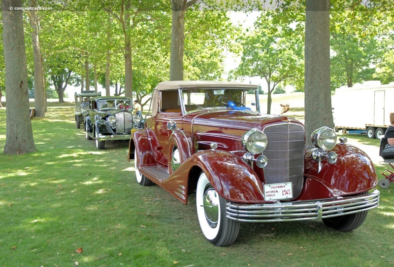 1933 Cadillac Series 452-C Sixteen