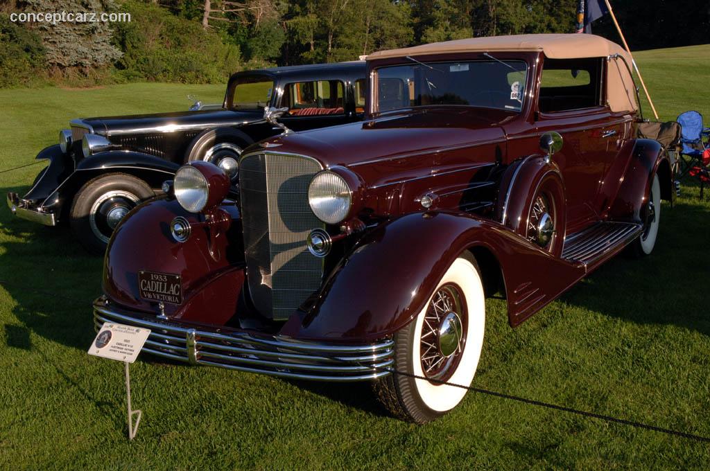 1933 Cadillac Series 452-C Sixteen