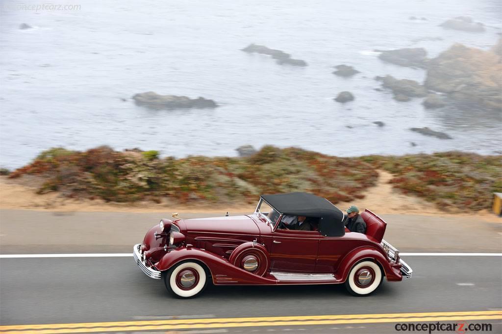 1933 Cadillac Series 452-C Sixteen