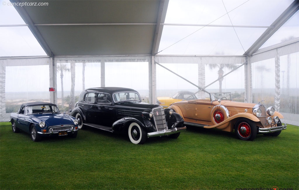 1935 Cadillac Model 355-D Eight